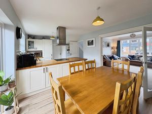 Photo 5- click for photo gallery